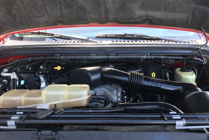 2002 Ford F-550 Brush/Rescue Truck - Engine Compartment