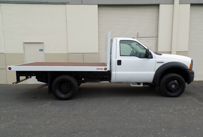 2007 Ford F-550 4 x 4 Cab & Chassis - Passenger