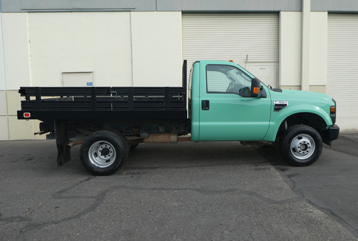 2008 Ford F-350 Super Duty XL 4 x 4 Stakebed- Passenger Side 
