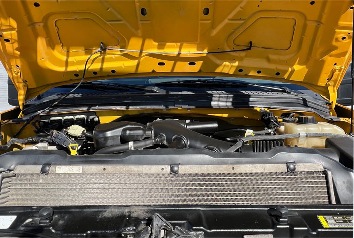 2009 Ford F-450 4WD 10' Flatbed  - Engine Compartment