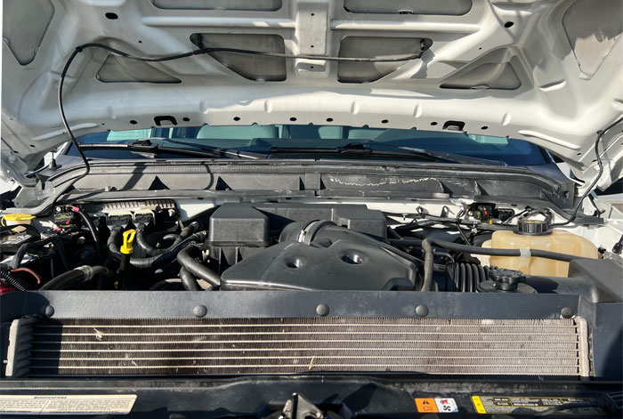 2011 Ford F-350 XL Utility - Engine Compartment  