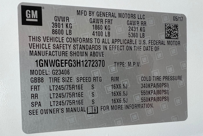 2017 Chev Express  LS 2500 8 Passenger - Federal Label