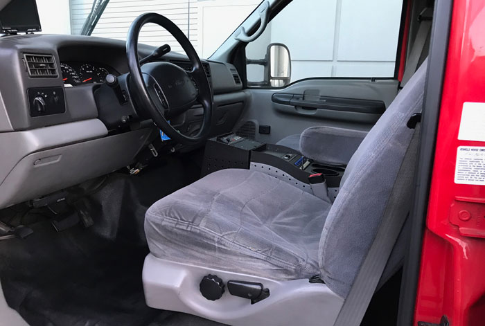 2002 Ford F-550 Brush/Rescue Truck - Inside - Driver