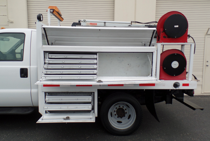 2005 Ford F-450 Welder/Service - Boxes - Driver Side