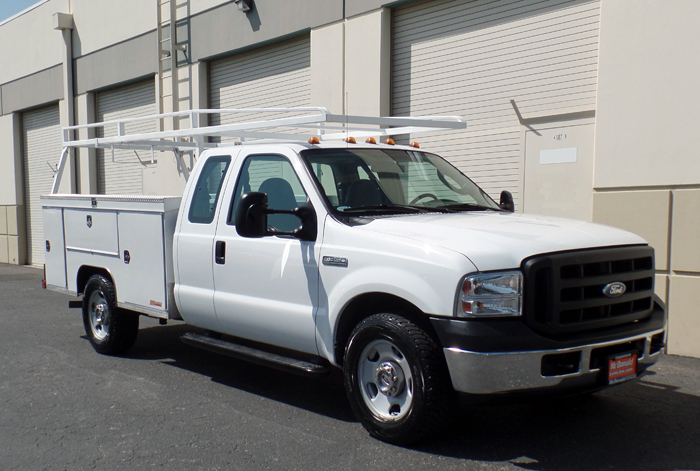 2007 Ford F-350 SD Super Cab Utility w/ Only 76K� width=