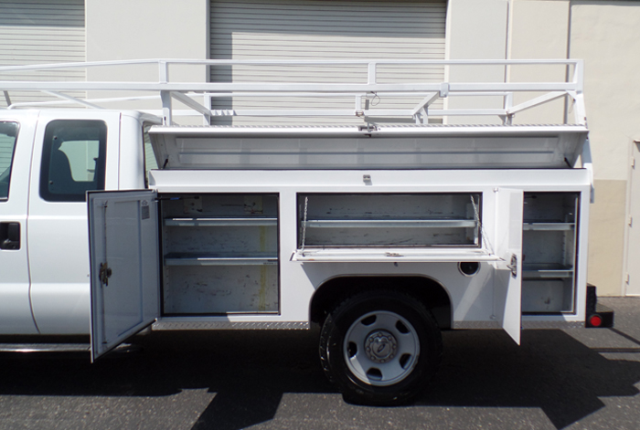 2007 Ford F-350 Super Duty XL Super Cab Utility - Box - Driver Side