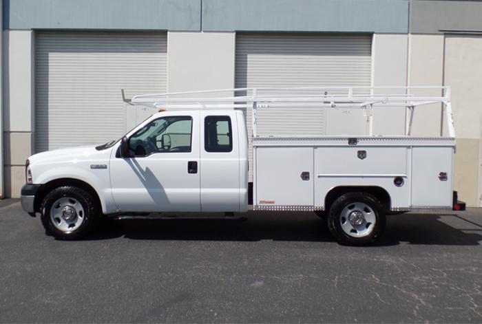 2007 Ford F-350 Super Duty XL Super Cab Utility - Driver Side