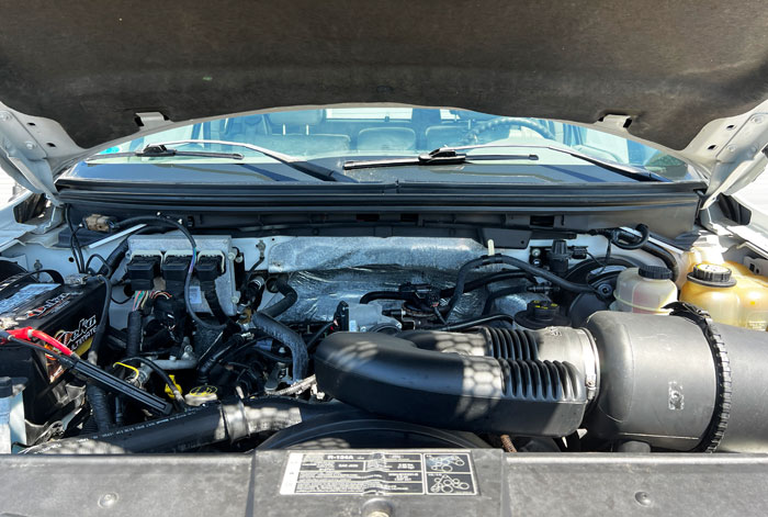 2008 Ford F-150 - Engine Compartment