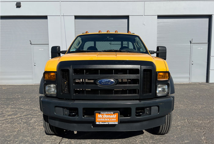 2009 Ford F-450 4WD 10' Flatbed  - Front View