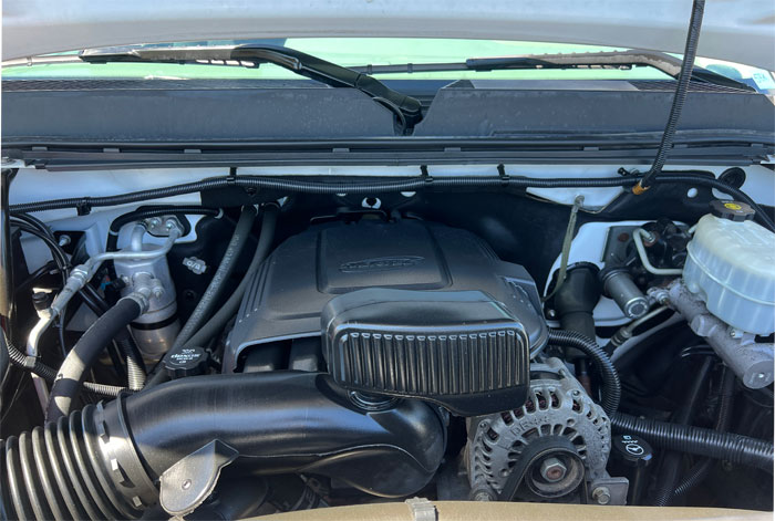 2012 GMC Sierra C2500 HD Pickup w/ 58K -  Engine Compartment