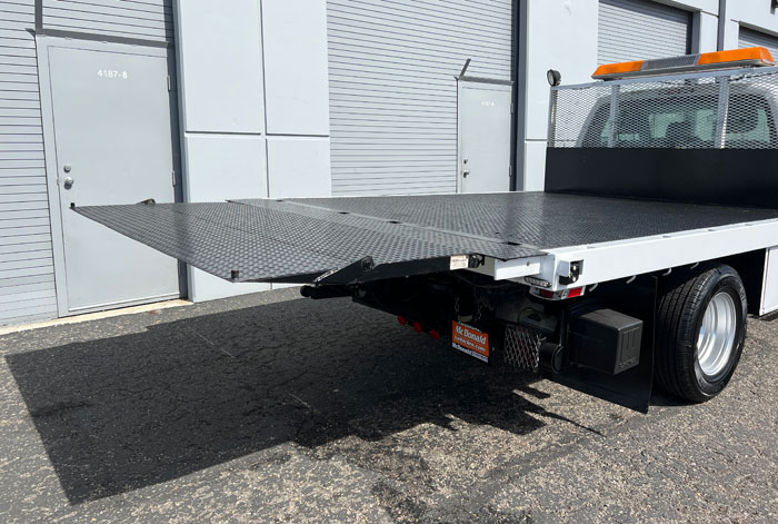 2012 Ford F-350 10' Flatbed - Liftgate 2