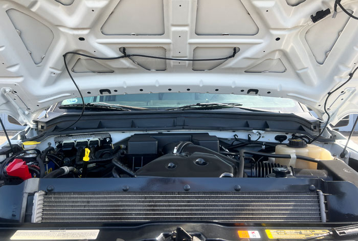 2012 Ford F-350 Super Cab Dump - Engine Compartment 