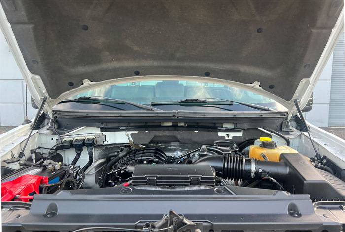 2014 Ford F-150 XL Pickup - Engine Compartment