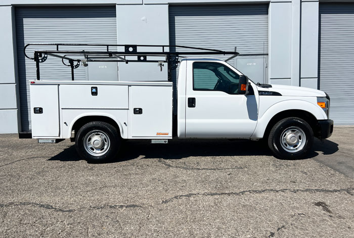2015 Ford F-250 Utility - Passenger