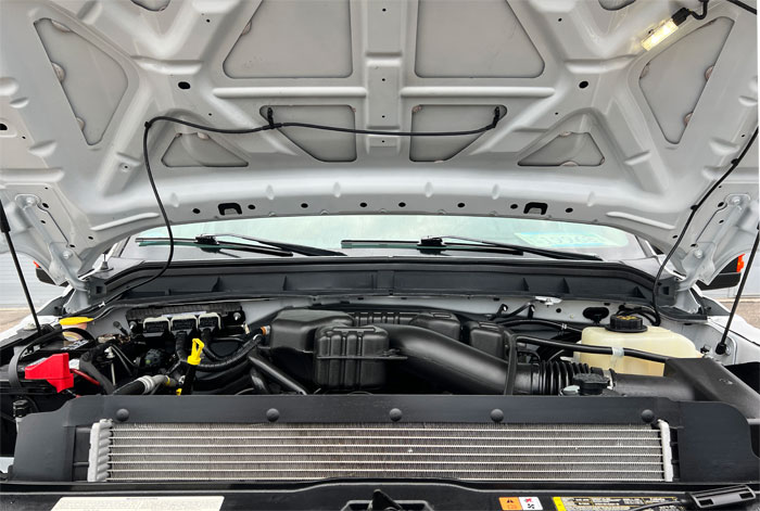 2016 Ford F-250 Utility - Engine Compartment