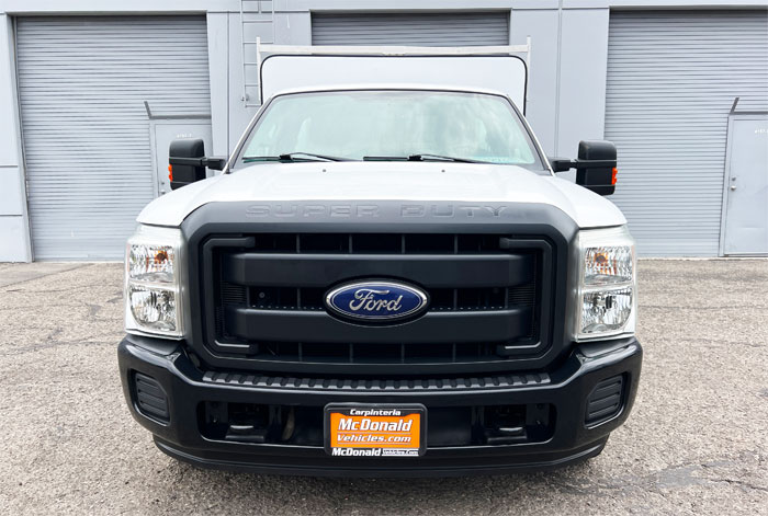2016 Ford F-250 Utility - Front View