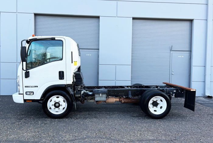 2018 Isuzu NPR HD Cab & Chassis- Driver Side