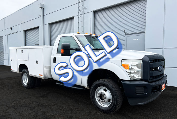 2013 Ford F-350 4WD Utility w/ 112k mi. 